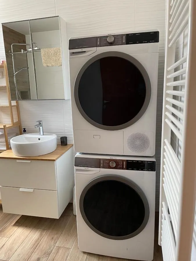 Mely Rose Apartment Ljubljana 0*,  Slovenia